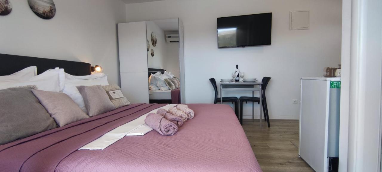 Rooms Lucky Makarska Bagian luar foto